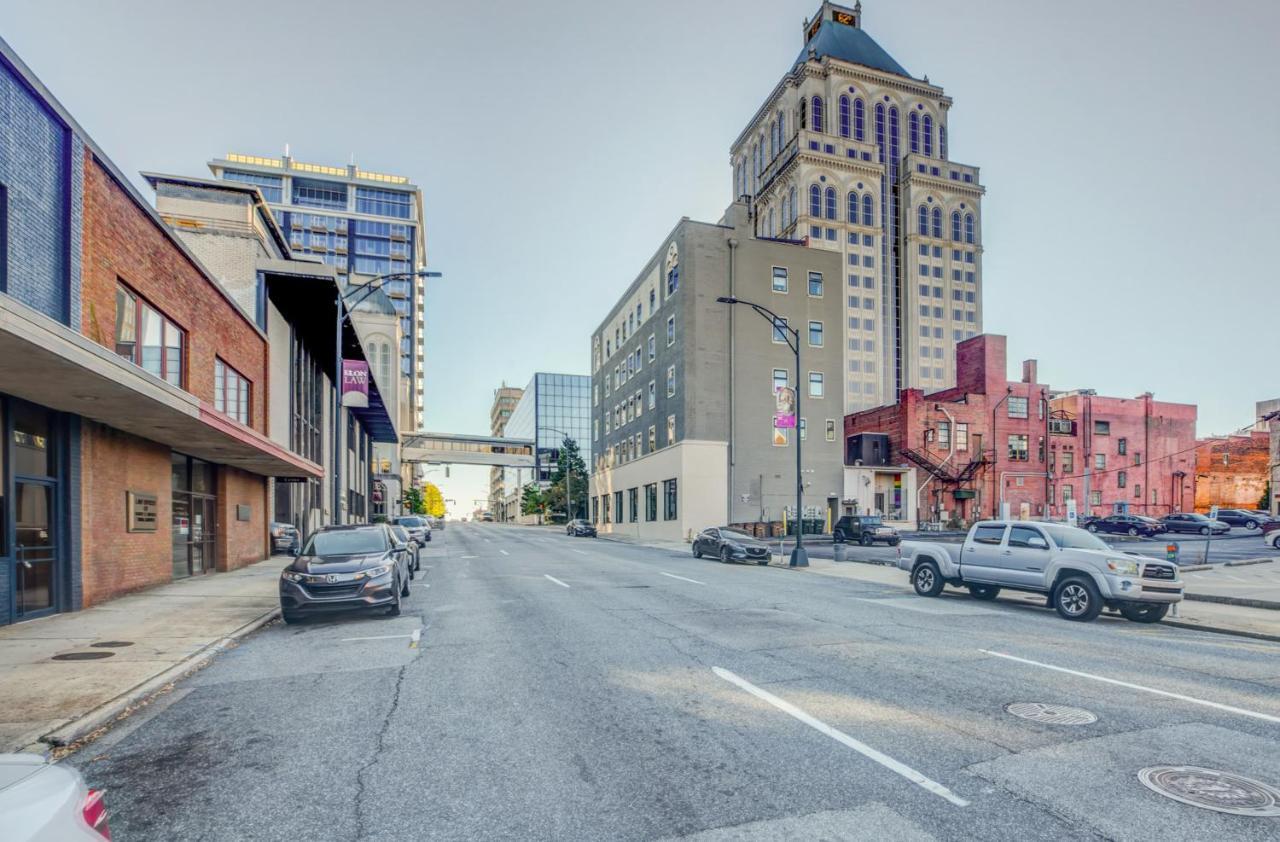 A Friendly Staycation - Downtown Greensboro Close To Major Attractions! Exterior foto